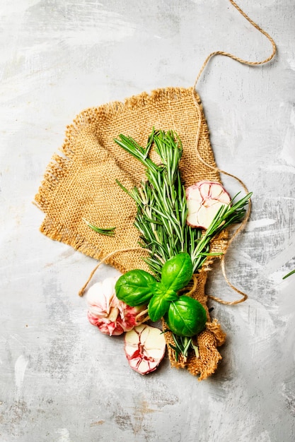 Zbliżenie świeżych ziół